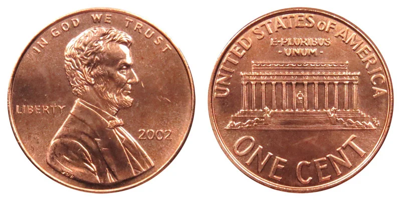 Group of 2002 Lincoln Memorial pennies from Philadelphia and Denver showing both mint mark varieties